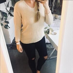 Banana Republic VNeck Off White Cream Lightweight Knit Woven Sweater Classic S